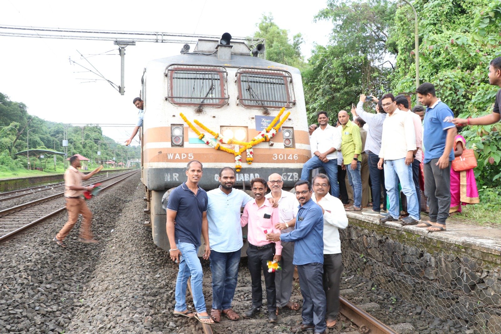 On the occasion of the anniversary of Sangameshwar stop of Netravati Express