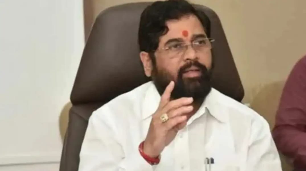 Chief Minister Eknath Shinde is ready to apologize to Shiv Raya one time if not a hundred times